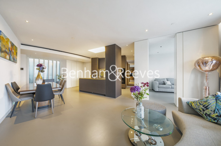 3  bedrooms flat to rent in Lewis Cubitt Square, Kings Cross, N1C-image 3