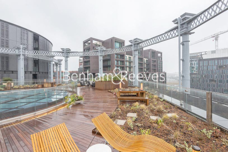 3  bedrooms flat to rent in Lewis Cubitt Square, Kings Cross, N1C-image 12