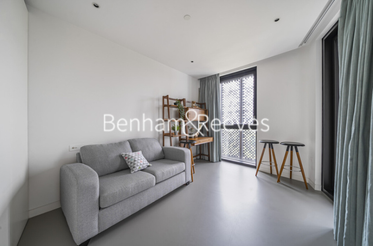 3  bedrooms flat to rent in Lewis Cubitt Square, Kings Cross, N1C-image 13