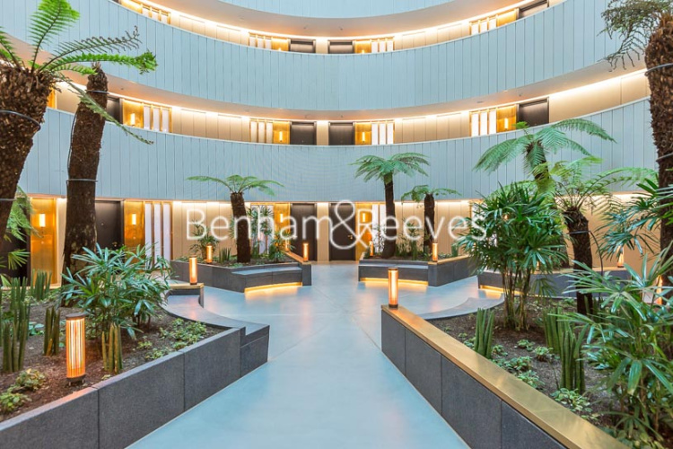 3  bedrooms flat to rent in Lewis Cubitt Square, Kings Cross, N1C-image 28