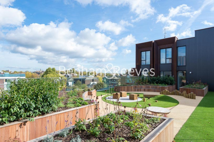 2  bedrooms flat to rent in St. Pancras Way, Camden, NW1-image 2