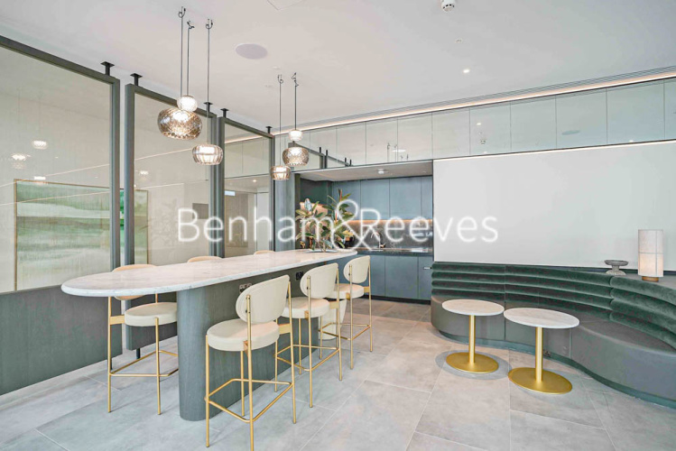 1  bedroom flat to rent in Westmont Apartments, Fountain Park Way, W12-image 4