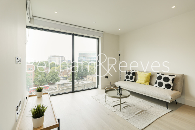 2  bedrooms flat to rent in Fountain Park Way, White City, W12-image 1