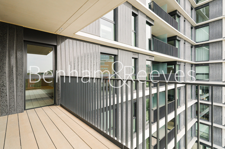 2  bedrooms flat to rent in Fountain Park Way, White City, W12-image 11