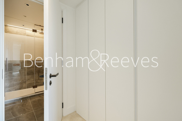 2  bedrooms flat to rent in Fountain Park Way, White City, W12-image 16