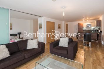 1 bedroom flat to rent in Park Lodge Avenue, West Drayton, UB7-image 1