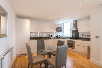 1 bedroom flat to rent in Uxbridge Road, Ealing, W5-image 2