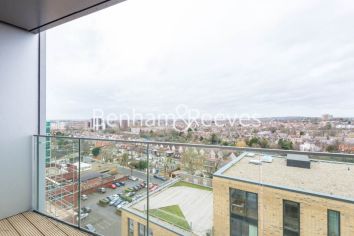 1 bedroom flat to rent in Uxbridge Road, Ealing, W5-image 5