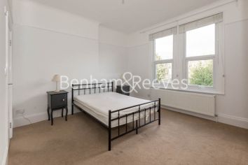1 bedroom flat to rent in Madeley Road, Ealing, W5-image 3