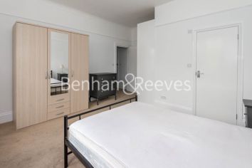 1 bedroom flat to rent in Madeley Road, Ealing, W5-image 9
