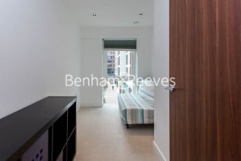 2  bedrooms flat to rent in Dickens Yard, Ealing, W5-image 8