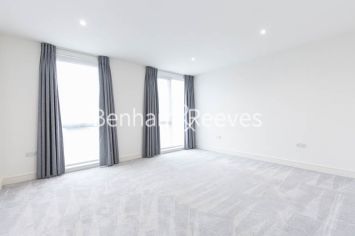 4  bedrooms house to rent in Seaford Road, Northfields, W13-image 3