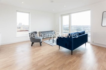 2 bedrooms flat to rent in Accolade Avenue, Southall UB1-image 2