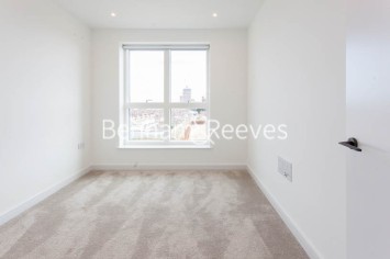 2 bedrooms flat to rent in Accolade Avenue, Southall UB1-image 8
