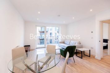 1 bedroom flat to rent in Greenleaf Walk, Southall, UB1-image 3