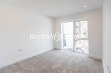 2  bedrooms flat to rent in Filmworks Walk, Ealing, W5-image 3