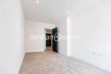 2  bedrooms flat to rent in Filmworks Walk, Ealing, W5-image 8