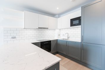 2  bedrooms flat to rent in Filmworks Walk, Ealing, W5-image 7