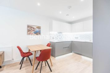 1 bedroom flat to rent in Accolade Avenue, Southall, UB1-image 3