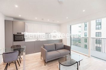 1 bedroom flat to rent in Greenleaf Walk, Southall, UB1-image 19