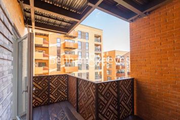 2  bedrooms flat to rent in East Acton Lane, Acton, W3-image 5