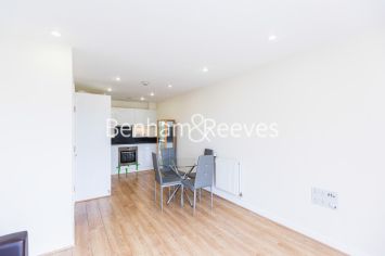 1  bedroom flat to rent in Rosemont Road, Acton, W3-image 7