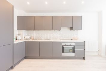 1  bedroom flat to rent in East Acton Lane, Acton, W3-image 2