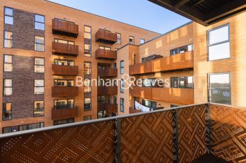 1  bedroom flat to rent in East Acton Lane, Acton, W3-image 6