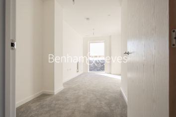 2  bedrooms flat to rent in East Acton Lane, Acton, W3-image 3