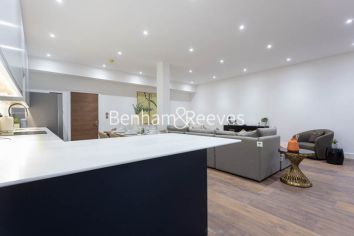 4 bedrooms flat to rent in Hillcrest Road, Acton, W3-image 19
