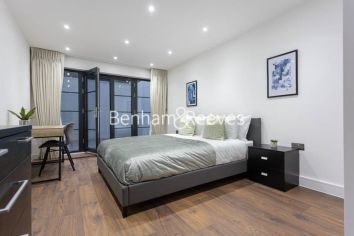 4 bedrooms flat to rent in Hillcrest Road, Acton, W3-image 20