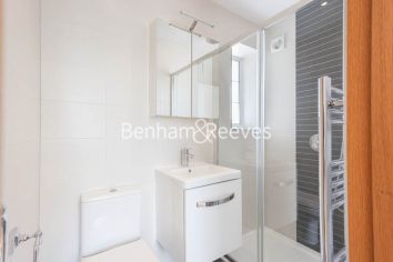 4  bedrooms flat to rent in East Close, Ealing, W5-image 11