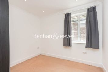 4  bedrooms flat to rent in East Close, Ealing, W5-image 30
