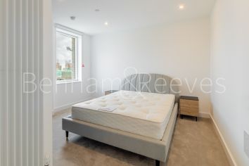 1 bedroom flat to rent in Heartwood Boulevard, Acton, W3-image 9