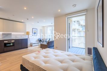 Studio flat to rent in Heartwood Boulevard, Acton, W3-image 9