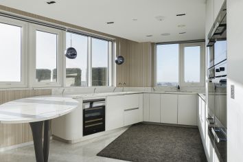 3  bedrooms flat to rent in Longfield Avenue, Ealing, W5-image 2