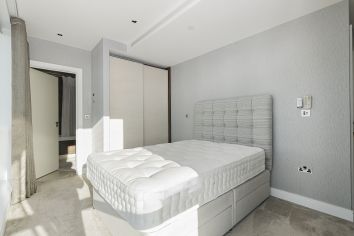 3  bedrooms flat to rent in Longfield Avenue, Ealing, W5-image 3