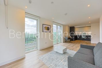 1  bedroom flat to rent in Heartwood Boulevard, Acton, W3-image 7