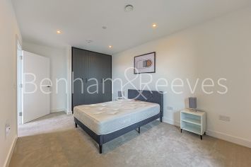 1  bedroom flat to rent in Heartwood Boulevard, Acton, W3-image 9