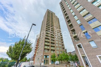1  bedroom flat to rent in Heartwood Boulevard, Acton, W3-image 11