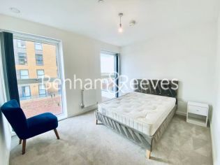 2  bedrooms flat to rent in East Acton Lane, Acton W3-image 3