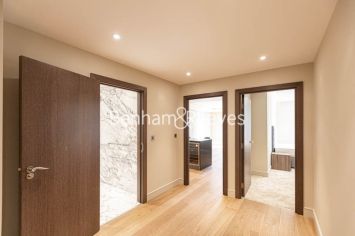 2 bedrooms flat to rent in Parrs Way, Hammersmith, W6-image 17