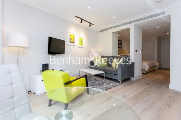 Studio flat to rent in Crisp Road, Hammersmith, W6-image 1