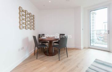 2  bedrooms flat to rent in Sovereign Court, Hammersmith, W6-image 3