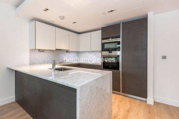 2  bedrooms flat to rent in Sovereign Court, Hammersmith, W6-image 2