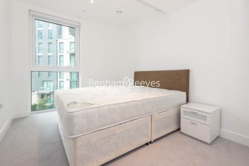 2  bedrooms flat to rent in Sovereign Court, Hammersmith, W6-image 4