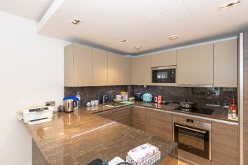 1  bedroom flat to rent in Sovereign Court, Hammersmith, W6-image 8
