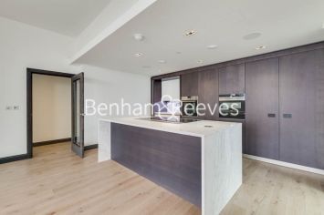 5 bedrooms flat to rent in Sovereign Court, Hammersmith, W6-image 8