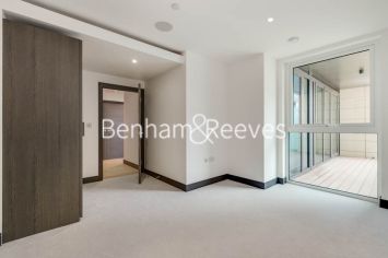 5 bedrooms flat to rent in Sovereign Court, Hammersmith, W6-image 9