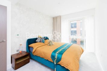 2  bedrooms flat to rent in Faulkner House, Hammersmith, W6-image 3